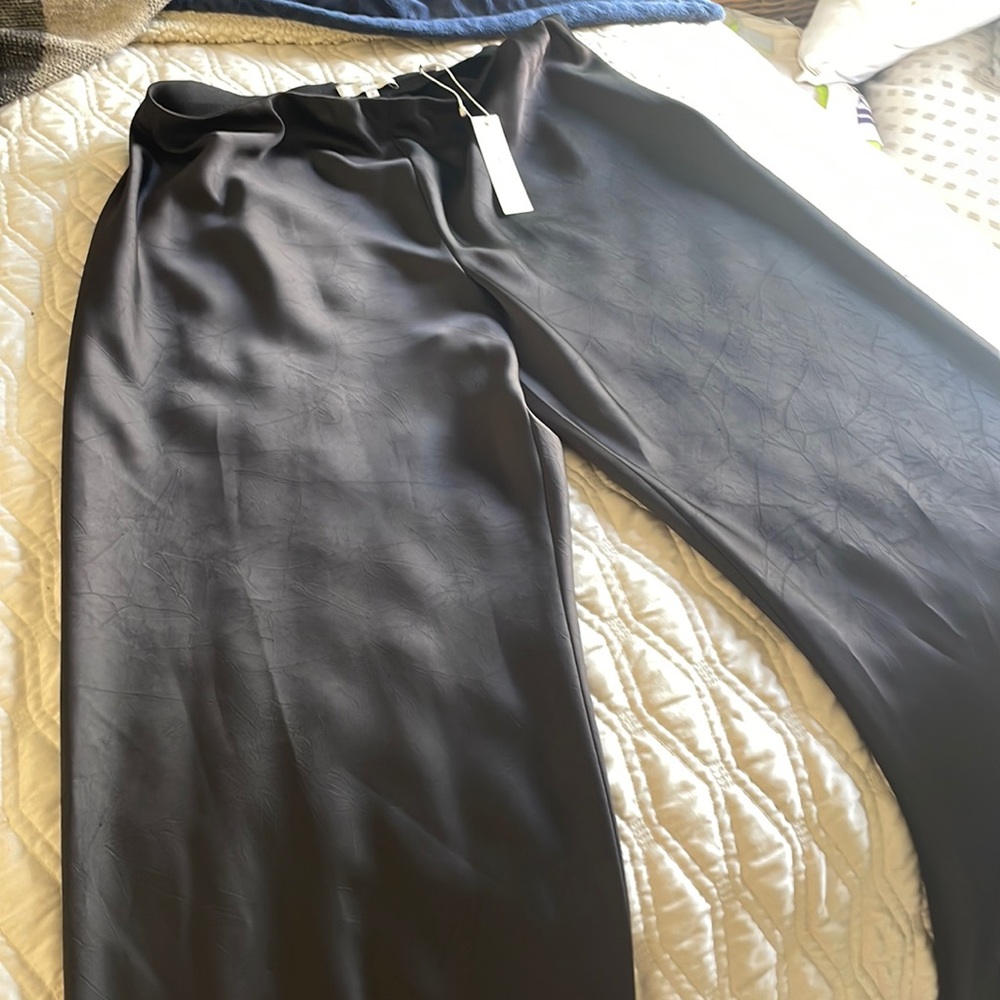 Size M- Vince wide leg satin. New with tags, Black full length pants